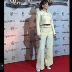 Adriana Louvier Instagram - Anoche fue la premier de @quevivamexico_cabrones que fortuna compartir este proyecto con actores tan talentosos y sobre todo con el increíble Luis Estrada. Gracias. Se estrena sólo en cines 23 de marzo.