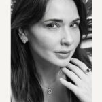 Adriana Louvier Instagram - @chopard #Whatmakesmehappy #InternationalDayofHappiness #HappywithChopard ✨