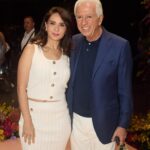 Adriana Louvier Instagram - “No acabarán mis flores” fashion show de @guessmexico presentando su increíble colección primavera 2024 / #LoveGuess #Marcianomoment #Guess 🌼