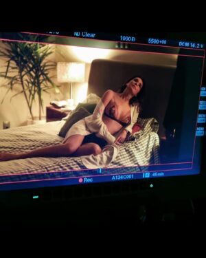 Adriana Louvier Instagram - -Fernanda 
-Fernanda y Pedrito. 
-Fernanda y familia. 
🎬 Gracias por vernos. 
@netflixlat