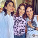 Adriana Louvier Instagram - Festejando la vida 🤍 @la_serradilla @rubelia @andrespalaciosd1 @adriano_numa