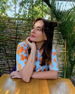 Adriana Louvier Instagram - ☘️
