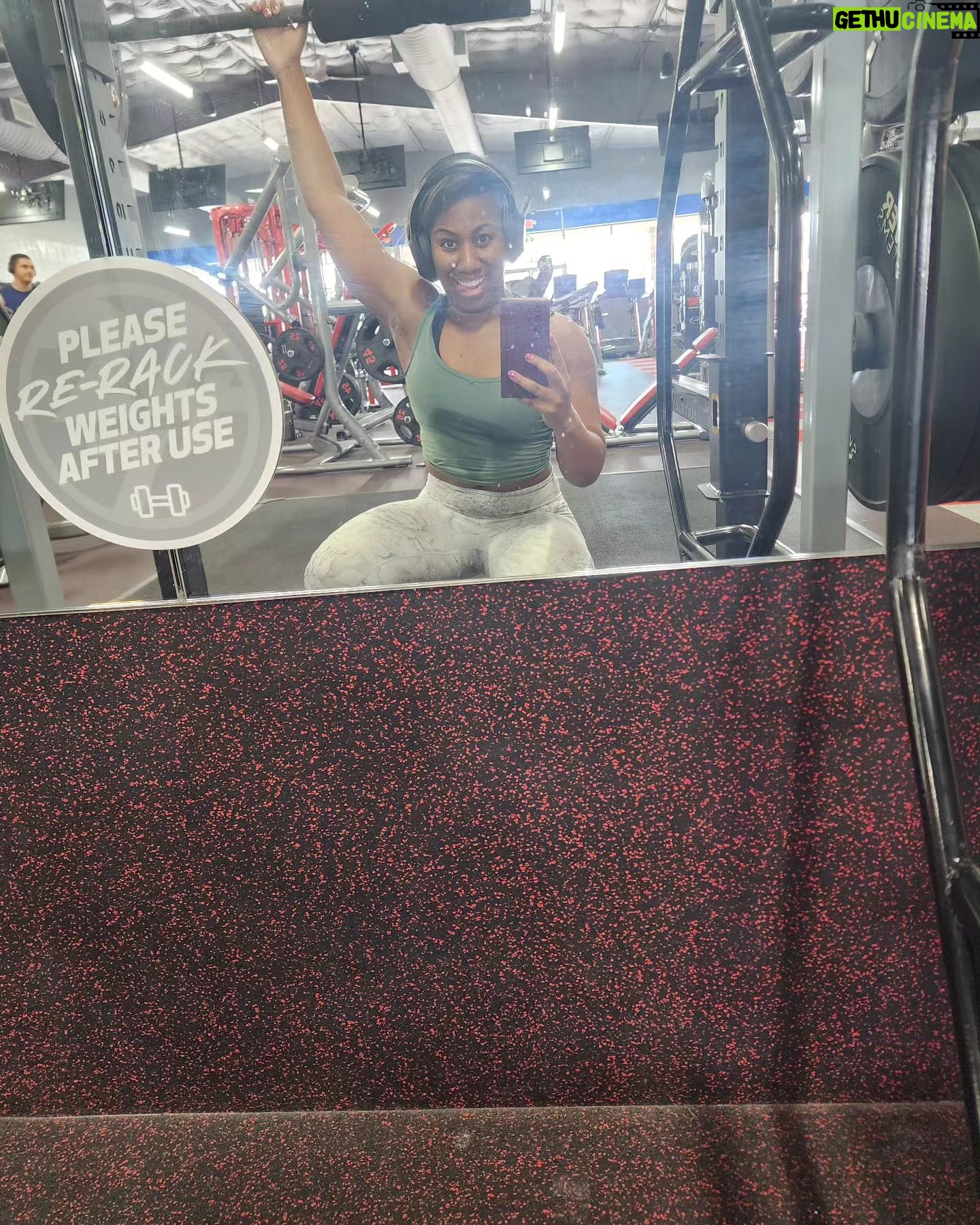 Adrienne Reese Instagram - .@ringofhonor Working hard for myself.... oh and i guess my #MinionMafia!!! Don't forget if you snagged an #AthenasMinion shirts to post recipt to get minion number With love and anger #ForeverROHChamp Athena