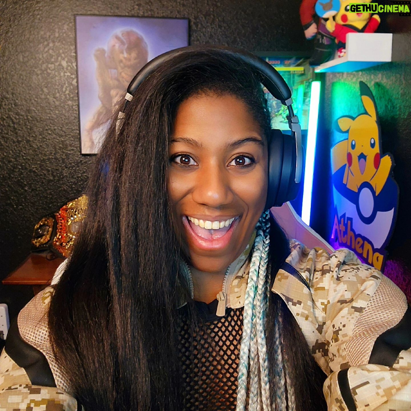 Adrienne Reese - 2.5K Likes - Media time for the #MinionOverLord and #ForeverRohChamp woooo