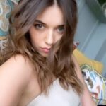 Afra Saraçoğlu Instagram - april ☕️