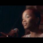Agnes Nunes Instagram - Eu tive a honra de cantar Rita Lee numa sessão acústica especial pro Latin Grammys, nunca me senti tão honrada por interpretar canções de uma voz tão única, com personalidade tão forte e bonita que tanto nos inspira. Essa é a minha homenagem a eterna Rita 🤍🌟💫