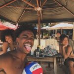 Agnes Nunes Instagram - Com muita felicidade anunciamos á vocês o lançamento do EP - Bagua Camp, são 4 faixas muito especiais que fizemos durante nossa viagem na Bahia. Vamos lançar um clipe por dia a partir do dia 29/02, e a primeira é “TUDO PASSA” ... uma colaboração entre nós 3 , feita com muito amor! 🥹🙏❤️❤️❤️❤️ Esperamos que gostem, de coração, do nosso, pro de vcs ❤ 29/02 - Tudo Passa (nós 3) 01/03 - Baby Me Liga - @taylan.oficial 📞 02/03 - Fogueira - @froesmari 🔥 03/03 - Cartas De Amor - @agnesnunes 💌