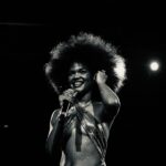 Agnes Nunes Instagram - Obrigada Rio de Janeiro, obrigada @timmusicnoitescariocas ! Que a noite de vocês tenha sido tão fantástica o quanto foi pra mim! Cantei junto de vocês minhas músicas e músicas que me tocam, foi lindo! Pra finalizar cantei “Eu Não Sei Dançar” (deslize até o final :) com a grande e incrível @marinalimax1 ❤️🌹 Ai, foi lindo,minha gente! Já quero voltar loooogo! 🙏🇧🇷🌹❤️ fotos por @gabinettooo
