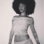 Agnes Nunes Instagram - :)