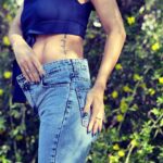 Agustina Cherri Instagram – Mi preferido de @saltanpepajeans usándolo hasta que no de más! ❤️ 😂