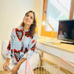 Agustina Cherri Instagram - Alguien más preparando la vuelta al cole? El lunes arrancan mis hijos y armamos los sectores de estudio con el catálogo de Back to school de @easyargentina Hay de todo! No te lo pierdas! ❤️