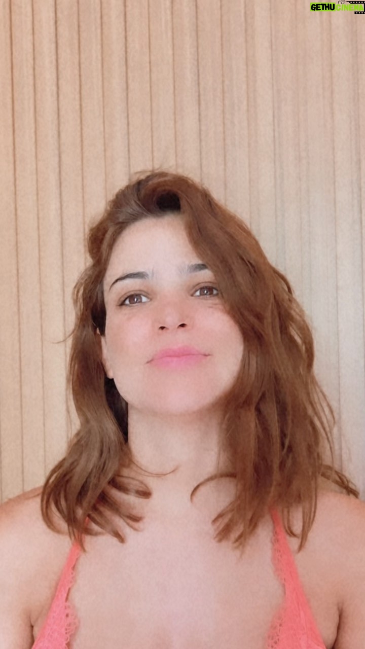 Agustina Cherri Instagram - VOS ,que NO estas embarazada Que NO estás dando la teta, aprovecha y disfruta de tu colágeno! Tiene muchos beneficios! @natieroficial