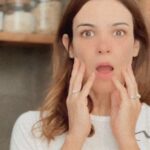 Agustina Cherri Instagram - ¡Miren lo que me llegó! Estoy súper emocionada y más para compartirlo con los chicos ✨🥰 Para los fan de Disney, les recomiendo que vean los nuevos productos de @atmafans en la web donde van a encontrar cafetera, tostadora y pochoclera 🪄💝 #disney #disneyfan #atma #atmafan #productosdisney