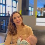 Agustina Cherri Instagram - Información importante!! ❤️ Sabias que frente al teatro está @novotelbuenosaires que además de ser mi segundo hogar, tienen las meriendas más ricas que probé! En @patio.378 Podes reservar tu lugar con amigas, amigos, pareja, familia y presentando tu entrada tenes un 20% de descuento!!! Realmente imperdible! Venís, merendas y cruzas a ver @votemoslaobra y cambia tu semana ❤️ @may_ariadna