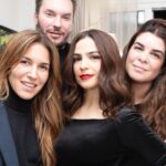 Agustina Cherri Instagram - Carrete del #MartinFierro 1. Después de @bettinafrumboli y @nacholopezfagalde 2. Cuando diseña @ramirezdenegro 3. Mi debilidad @simonetta.orsini 4. La primera vez en la entrega de los premios. 5. Manos a la obra. 6. Casi listas. 7. La concentración de @vickii_miranda 8. Mi equipo del amor 9. Posando con ellos. 10. Llegando.
