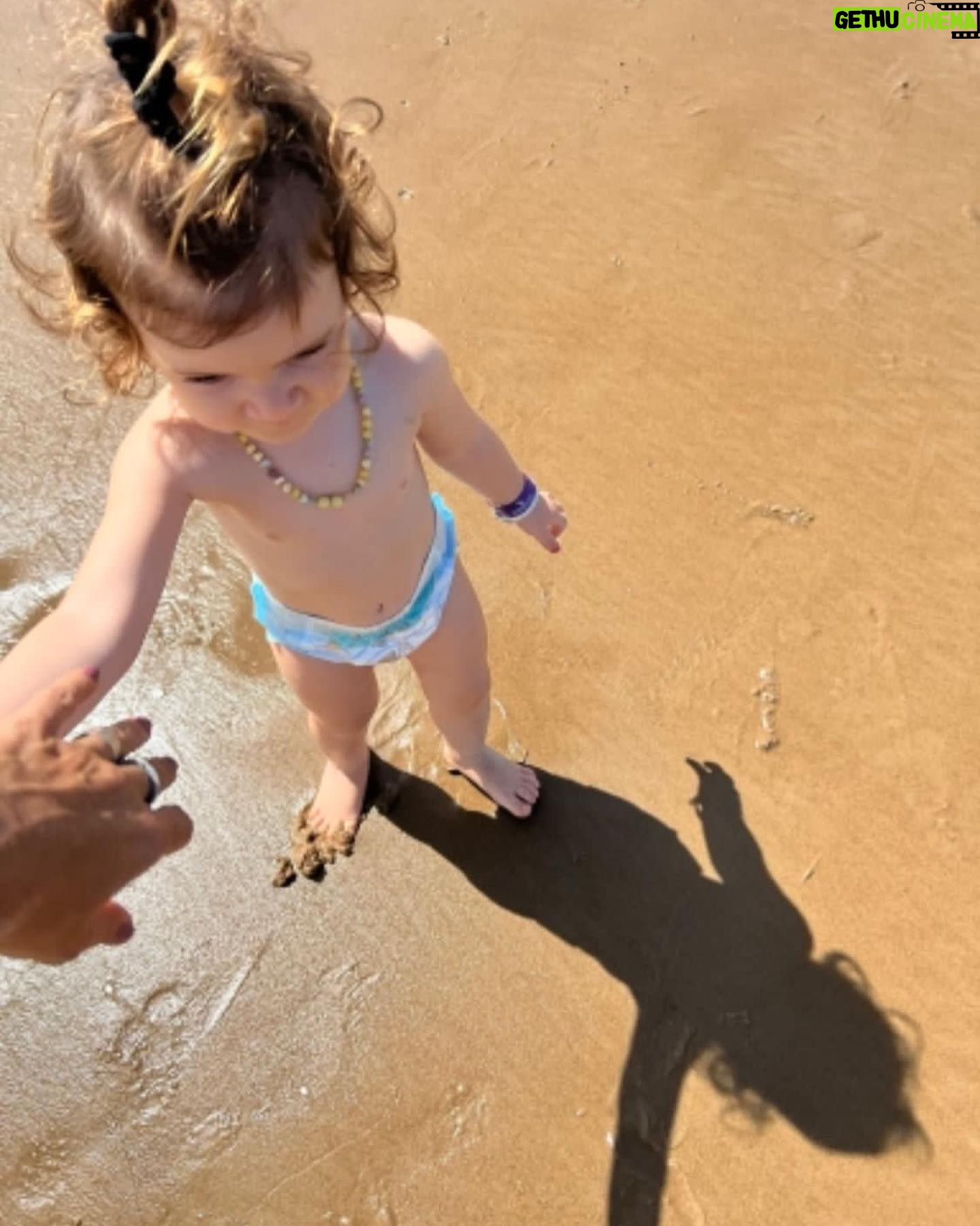 Agustina Cherri Instagram - Alba cumple 3 años y no se como pasó tan rápido! Siempre riendo, aprendiendo, jugando… @huggiesargentina gracias por acompañarnos en esta etapa! ❤️