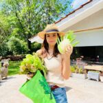 Agustina Cherri Instagram - En hinojo de mi huerta! El tamaño no se puede creer! Y mi orgullo tampoco ❤️🍀