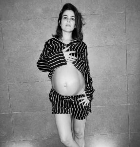 Agustina Cherri Instagram - Y si te digo que aún falta un montón, me crees? . . . @may_ariadna