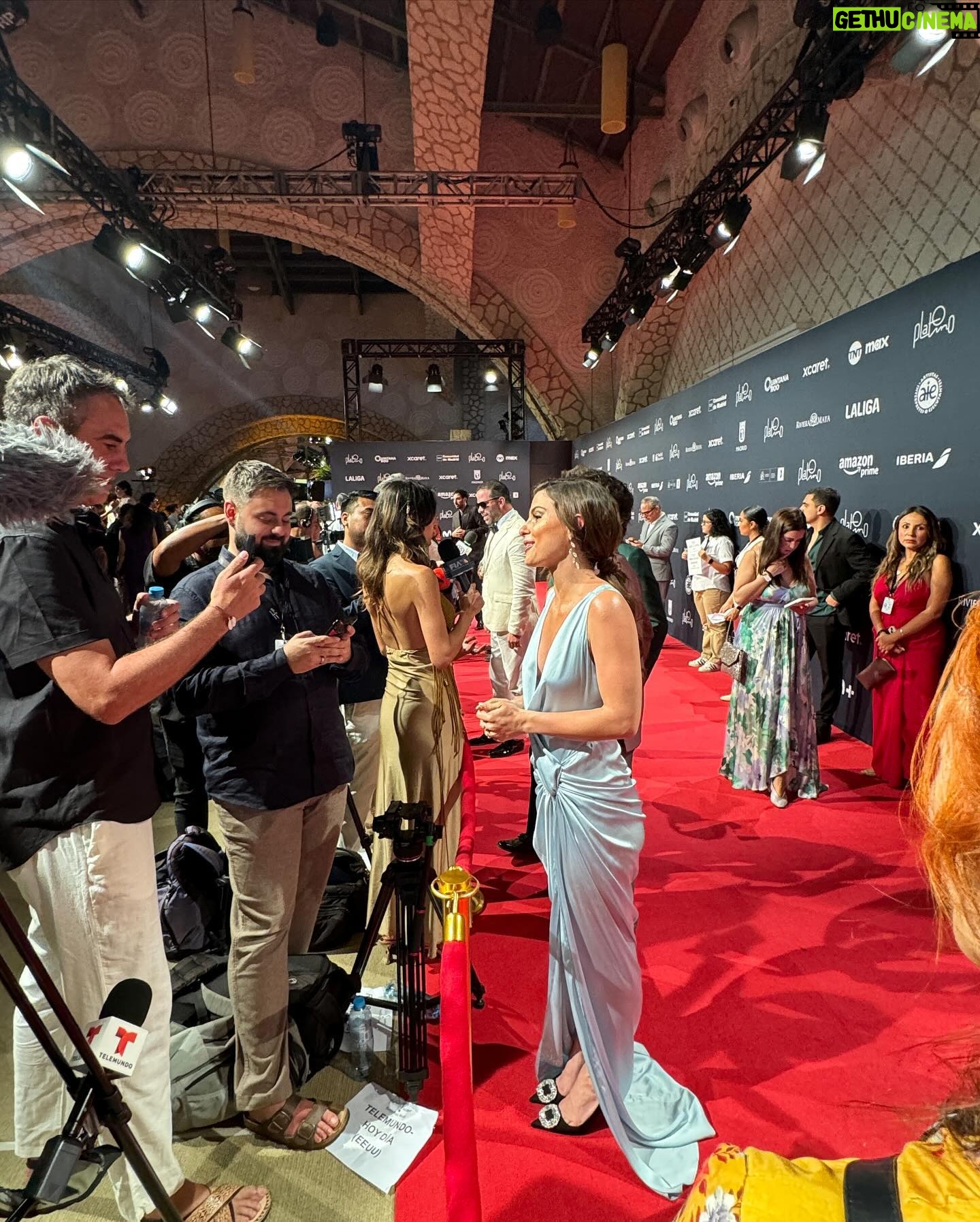 Agustina Palma Instagram - Noche soñada! Una vez más en @premios_platino ✨Qué placer estar compartiendo estos premios de la industria audiovisual iberoamericana con tantos amigos, colegas y profesionales. Los argentinos están haciendo historia y marcando un hermoso camino con fuerza y valor, porque el cine argentino es nuestra cultura. ¡Feliz de que nuestro cine tenga tantas nominaciones y de que se reconozca tanto el trabajo argentino! Agradecida de poder representar un pedacito de Argentina en estos premios con amigos que no veía hace mucho tiempo. ¡No puedo esperar a la siguiente edición de @premios_platino en mi querida Madrid 2025!❤️🇪🇸 What a dream night! Once again invited to the Platino Awards! It's such a pleasure to share this moment with so many friends, colleagues, and professionals from the Ibero-American audiovisual industry. It's lovely to meet Argentinians who are making history. I'm happy that our cinema has so many nominations and that Argentine work is being recognized. Grateful to represent a piece of Argentina at these awards with friends I haven't seen in a long time! I can't wait for the next edition of the awards in my beloved Madrid in 2025.🇪🇸❤️