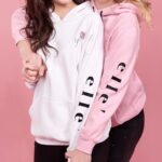 Agustina Palma Instagram - De las mujeres más fuertes, guerreras y valientes que conozco. Todo lo trasformas, con inteligencia, amor y perseverancia. Cada sueño cumplido compartido contigo se vuelve mejor todavía! Y es que he sido una afortunada por tenerte como madre. Aprender de toda esta inmensidad que eres me hace hoy la mujer que soy! ✨ Gracias por enseñarme y alentarme siempre, y por hacer sonar el teléfono cuando más lo necesito! Desde la distancia hoy (y ya casi sin entender cuando se festeja este día en cada país) te festejo todos los días!! Feliz día mamá @espejoconstanza 🤍