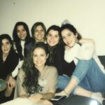 Agustina Palma Instagram - Se cumplen 7 años de #o11ce @disneyplus Algunos de ustedes siguen ahí,acompañándome en cada paso que doy, cada sueño cumplido, cada trabajo, experiencias y aventuras. Tenía 20 años, miro para atrás y veo todo el camino hasta aquí, que bonita es la vida, cuantas experiencias, cuantos recuerdos, cuánto mundo vino después de esto! Gracias universo por esta increíble oportunidad, por este equipo de oro, gracias @disneyplusla por confiar en mí para ser Martina Markinson y una vez más abrirme las puertas. 120 episodios Dos temporadas Dos años y medio de trabajo. Completamente agradecida 🙌✨ #martinamarkinson #disneyplus