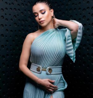 Ahlam Zaimi Instagram - New collection by @ef_casablanca × @elisabettafranchi 
Photo credit @zakaria_latouri 
Mua @hasnaafriki 
#trend #fyp #fypシ
#explore #maroc #morocco