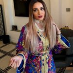 Ahlam Zaimi Instagram - Late post ✨️ Can't get enough of this look. Caftan @sahar_raja_designer_ Hair and makeup @badr_el_anaami Accessoires @lasentinellecasa @miratendance Styled by @othmanessahat Location @fairmontlamarinarabatsale