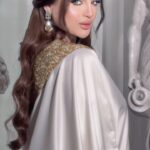 Ahlem Fekih Instagram - ANGEL @fekih.ahlem 🕊️⚜️🕊️ Wearing @fadhila_store_sousse 🕊️⚜️🕊️ Hair style @nabil_el_khalsi 🕊️⚜️🕊️