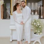 Ahlem Fekih Instagram - Mon homme, mon éternel , mon meilleur ami et mon humain préféré… Je t’aime de tout mon cœur 🤍🙏 Mua @nesrinesbiha haïr @khammarinajwa wearing @balkon_haute_couture deco @doniadeco pièce montée @envie_gourmet taken by @firas.elwerghemmi