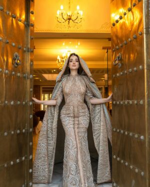 Ahlem Fekih Instagram - Contrat de mariage @fekih.ahlem 💍 @sanfara7050 
Dress : @elghanjacouture 
Realmaker : @sabrinafti  @scorpiodigitalwork 
Mua : @makeupby.dido 
@la_couronne_crowns 
Deco : @doniadeco
@elbaldistyle
Location : @lamenara_hotelandspa