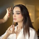 Ahlem Fekih Instagram - @fekih.ahlem 💍 @sanfara7050 🎥 : @hvb_weddings Mua : @dinaragheb Dress : @elghanjacouture