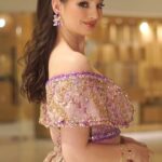 Ahlem Fekih Instagram - Beauty Queen 👑 @fekih.ahlem MUA : @rim_bl 💄 Hairstyle : @mariem.hairstyle Couronne : @la_couronne_crowns Dress : @noura_haute_couture