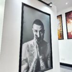 Ahmed Al Fishawy Instagram - From @batoolaldaawi exhibition at BLVD studios Riyadh @riyadhseason Proudly of you , your big talent deserves this 👏❤️ #fishawy