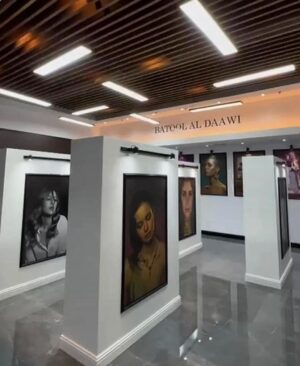 Ahmed Al Fishawy Instagram - From @batoolaldaawi exhibition at BLVD studios Riyadh @riyadhseason 
Proudly of you , your big talent deserves this 👏❤️
#fishawy