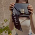 Ahn Eun-jin Instagram - #FerragamoFiammaBag #페라가모 #광고 ✨✨