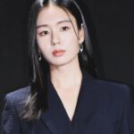 Ahn Eun-jin Instagram - #netflix #Korea #Goodbyeearth #종말의바보 드디어,,,, 두근두근,,