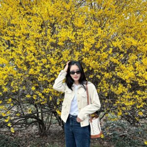 Ahn Eun-jin Instagram - 2024 SPRING🌼🌸🌺
