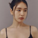 Ahn Eun-jin Instagram - 🩶