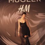 Ahu Yağtu Instagram - Surpriz sonlu 🖤 @h&m #muglerxhm @manfredthierrymugler