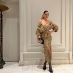 Ahu Yağtu Instagram – Dun aksamki @marieclairetr 35.inci yas kutlamalarina beni bebekler gibi hazirlayan isinin erbabi tum arkadaslarima bu tesekkuru bir borc bilirim 🙏🏻🤍💫🥂 Thanks to all my friends who are the best in their field to help me getting ready for this wonderful event of #marieclaire35 
Dress @ozgurmasur Styling @buraksanuk Glam @ondertiryaki 📷 @onemgunal ☺️