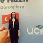 Ahu Yağtu Instagram - Dun sevgili @saadetozkanefe nin cagrisiyla cocuklara destek olabilmek icin bir araya geldik, yapabileceklerimizi ve projeleri konustuk. Bu surec uzun, her cocuk bizim cocugumuz, uzerimize duseni yapmaya haziriz ♥️ Biz UCİM olarak ilgili Bakanlıklarımız, İl Müdürlüklerimiz ve resmî kurumlarımızla birlikte çalışmaya hazırız. Devletin ve toplumun ayrılmaz bir parçası olan sivil toplum kuruluşları olarak üzerimize düşeni yapmak istiyoruz! SİVİL TOPLUM GÖREVE HAZIR! #siviltoplumgörevehazır @ucimorgtr @yucelceylancom