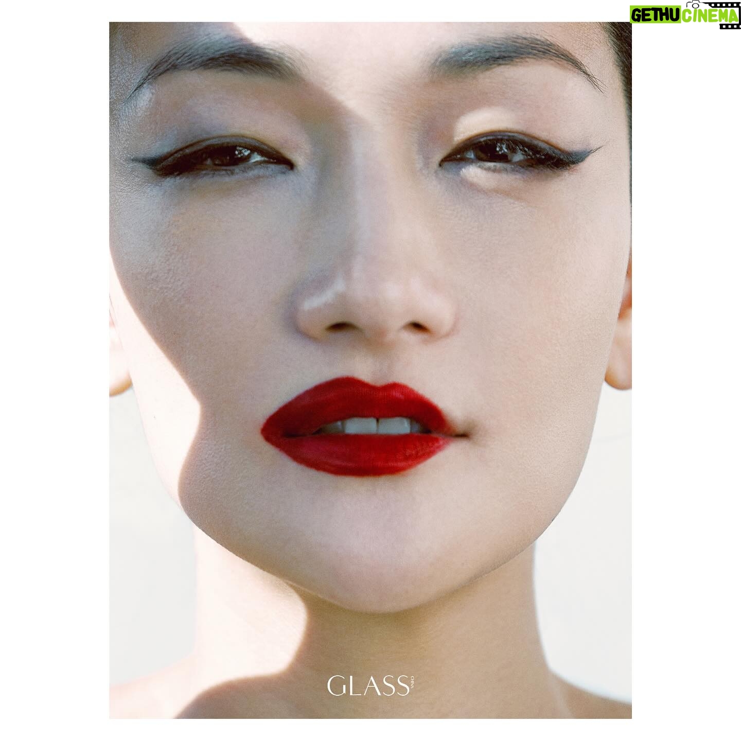 Ai Tominaga Instagram - New work for @glassmagazine_china Cover story Thank you❤︎ 感谢您提供的精美照片