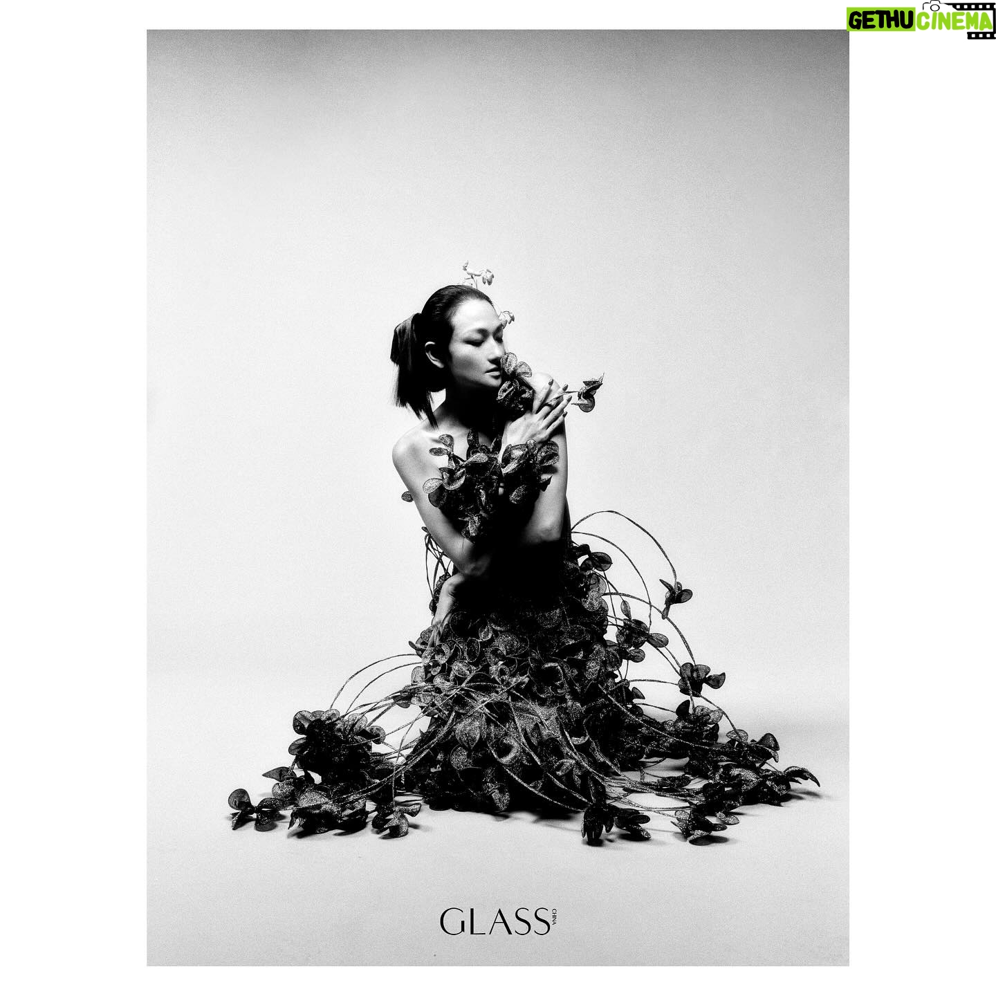Ai Tominaga Instagram - New work for @glassmagazine_china Cover story Thank you❤︎ 感谢您提供的精美照片