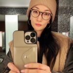 Ai Tominaga Instagram - ⁡ ふわふわモコモコしたくなる季節到来だね モコモコしすぎ感w やっぱりUGG最高❤︎ ⁡ #そんな私服 すっぴんでミッドタウン ⁡