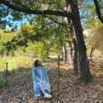 Ai Tominaga Instagram - ⁡ 告知です❤︎ TBS「ララLIFE」に出演します 明日、12月8日(金)よる11:30〜 ⁡ ずっと前から気になっていた自然と共に生活する、四井さん宅へお邪魔してきました！ まずは土作りから、短い時間で体験させていただいた貴重な時間、是非見てくださいね ⁡ 四井さん、ご家族の皆様もありがとうございました❤︎ @yotsuishinji_permaculture ⁡