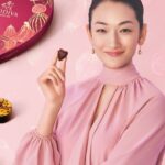 Ai Tominaga Instagram - ⁡ Happy Valentine’s Day バレンタインの季節ですね ⁡ 80億人に達した世界の人口 その中でたった1人の大切な人に出会えることは とても幸せなこと そして自分自身が産まれてきたことも素晴らしい奇跡 自分も、大切な人も大事にしていきたい❤︎ ⁡ いつ何があるか分からない だから伝えたい事は伝えていきたい そう思いながら過ごしています ⁡ @godiva_japan
