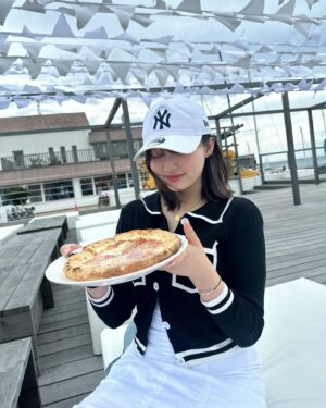 Ai Yoshikawa Instagram - ☺︎
🩶