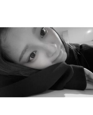 Ai Yoshikawa Instagram - ︎☺︎
今年もたくさんたくさん、ありがとうございました😊
素敵な年末にしてください〜