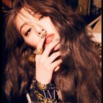 Ailee Instagram – [#Ailee]  
Ailee The 3rd Album [AMY] 
CONCEPT PHOTO 2

#에일리 #AMY  
2021.10.27.6PM #COMINGSOON

Hair: @aluu_jihyun557 
Make-Up: @gil_beauty_ 
Stylist: @jiiiieun2 
Nails: @nailtam2na