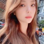 Ailee Instagram - 오랜만에 무대 설레네... 휴.....